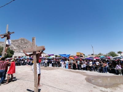 Más de 2 mil personas de ejidos cercanos y de otros puntos de la región se congregaron en el ejido San Lorenzo.