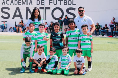 El equipo infantil de la Academia Santos Tuxtla, está listo para competir.