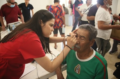 La revisión se realiza en el Hospital General de Gómez Palacio donde en el mes de septiembre, se llevarán a cabo las cirugías. (VAYRÓN INFANTE / EL SIGLO DE TORREÓN)