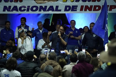 Villavicencio, identificado como un acérrimo detractor del expresidente Rafael Correa, se movilizaba con protección policial ante amenazas que había recibido.
