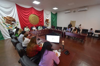 Martínez Cabrera cuestionó el interés de regidora porque el Municipio haga la erogación millonaria para el pago de los exdirectores.