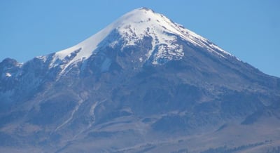 El Citlaltépetl o Pico de Orizaba es la montaña más alta de México; un volcán activo ubicado entre los estados de Puebla y Veracruz. (ARCHIVO) 
