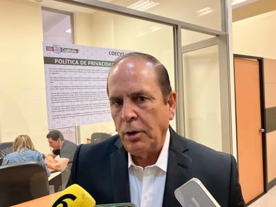 Claudio Bres Garza, secretario de Economía en el Gobierno de Coahuila, dijo que los trabajos iniciarán en septiembre y será en las inmediaciones de Mieleras a El Esterito. (FABIOLA P. CANEDO) 