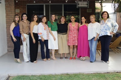 Integrantes del Club de Jardinería Orquídea Negra (EL SIGLO DE TORREÓN/ENRIQUE CASTRUITA)