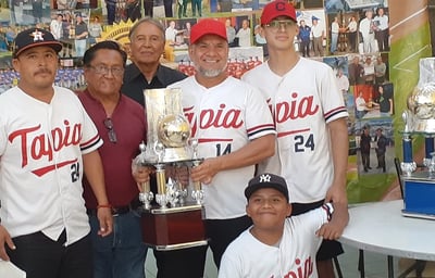 El Deportivo Hermanos Tapia se llevó el campeonato de playoffs en la categoría de Primera Fuerza (ESPECIAL)