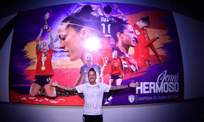 Imagen Pachuca homenajea a Jenni Hermoso con mural en Estadio Hidalgo