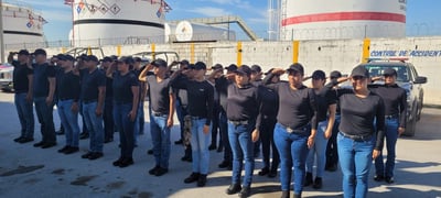 Se trata de 11 varones y 12 mujeres que integran la primer generación de la academia de policía en Frontera.