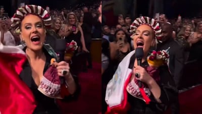 Imagen Adele celebra a México caracterizada como la muñeca Lele