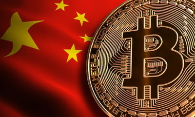 A pesar de la posición oficial de China en contra de las criptomonedas, el Tribunal Popular Intermedio de Segundo Grado de Shanghai publicó recientemente un artículo reconociendo la legitimidad de bitcóin. (ESPECIAL)