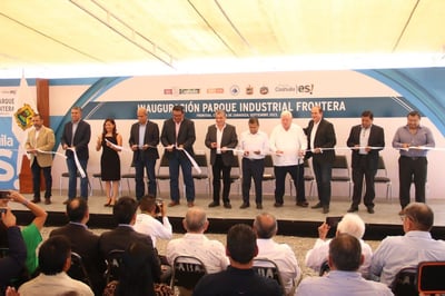 Miguel Ángel Riquelme Solís inauguró el 'Parque Industrial Frontera', en el que se invirtieron 300 millones de pesos de manera inicial.