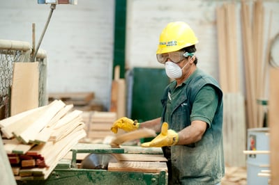 En el sector mueblero ya son más cuidadosos para evitar alguna afectación en la compra de la madera. (EL SIGLO DE DURANGO)