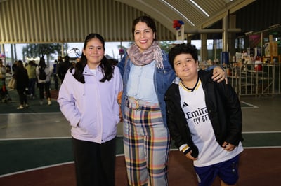 Salma, Marcela y Joshua (EL SIGLO DE TORREÓN/ENRIQUE CASTRUITA)