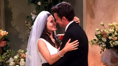 Imagen Matthew Perry impidió que 'Chandler Bing' engañara a 'Monica Geller' en la serie de Friends