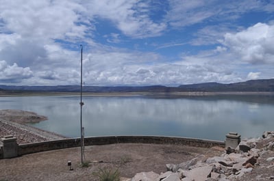 El año pasado, en estas fechas, El Palmito, la presa que rige el ciclo agrícola en la Comarca Lagunera, presentaba un 87 por ciento de su nivel ordinario. (ARCHIVO)