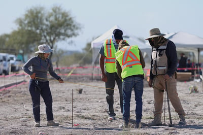 El Centro Regional de Identificación Humana en Coahuila (CRIH) informó que en este año se intervino en tres predios de fosas clandestinas en la Comarca Lagunera, donde al menos se han recuperado más de 30 mil fragmentos restos humanos de personas desaparecidas.