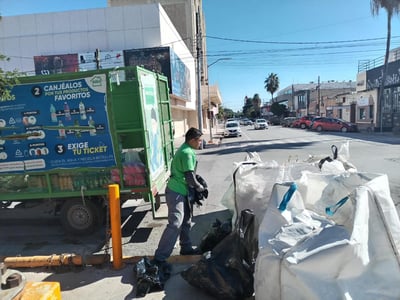 Susana Estens de la Garza, informó que uno de los objetivos es incentivar entre la ciudadanía la separación y el reciclaje de estos materiales. (EL SIGLO DE TORREÓN)