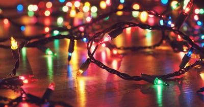 En esta temporada es importante revisar la instalación eléctrica de las viviendas antes de colocar los adornos navideños. (EL SIGLO DE TORREÓN)