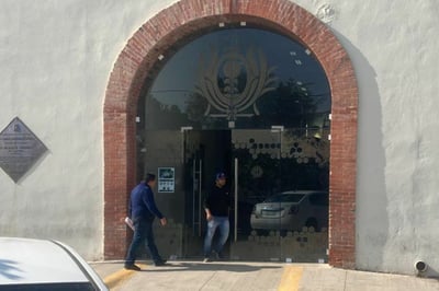 Ya se reanudaron las actividades en las dependencias estatales de La Laguna de Durango, luego de llegar a un acuerdo entre las autoridades del Estado y el Sindicato de Trabajadores de los Tres Poderes.