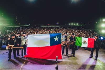 Éxito. Los Dos Carnales se presentaron en Chile en dos conciertos con muy buena asistencia.