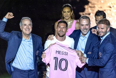 El futbolista argentino Lionel Messi ha sido coronado una vez más, en este caso, con el título de 'deportista del año' que entrega anualmente la revista estadounidense Time.