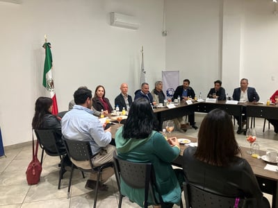 Canacintra Torreón y Fuerza Migrante firmaron un acuerdo de buenas voluntades para iniciar una colaboración estratégica.