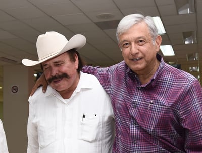 El mandatario recordó que cuando estaban prontas las elecciones de Coahuila, Guadiana había declarado algo en contra de Morena y, pese a ello, Obrador respetó que el excandidato se mantuviera en las encuestas, ya que 'el pueblo así lo quería'. (ARCHIVO)