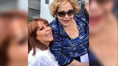 Alejandra Guzmán confirmó este miércoles que su madre, Silvia Pinal, ingresó al hospital por una influenza, enfermedad con la que ella también fue diagnosticada