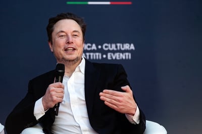 El fundador de X (antes Twitter), Elon Musk, sumó 95 mil 400 millones de dólares a su fortuna en 2023, llegando a un patrimonio neto de 232 mil millones de dólares, según la lista de las 500 personas más ricas del mundo que elabora Bloomberg.