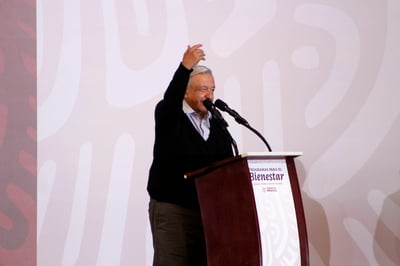 “Voy a enviar también una reforma a esa legislación antiobrerista, esa legislación contraria a los intereses de los trabajadores.', dijo López Obrador. (ARCHIVO)