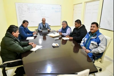 Esta semana el presidente municipal, inició un recorrido por los departamentos operativos. (SERGIO A. RODRÍGUEZ / EL SIGLO DE TORREÓN)