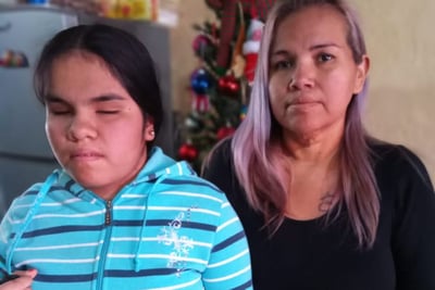 Margarita López es mamá de la pequeña Lupita, a quien hace tres años le fueron retirados sus dos ojos debido al padecimiento que desarrolló debido a que nació de cinco meses y tres semanas gestación.
