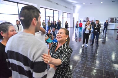 La alcaldesa Leticia Herrera nuevamente cumplió su compromiso. (CORTESÍA)