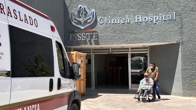 El exterior de la clínica hospital ISSSTE en Monclova. (SERGIO A. RODRÍGUEZ)