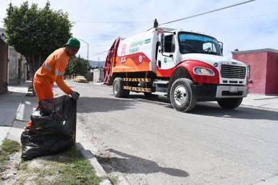 En días pasados, la empresa propuso un aumento del 12.3 por ciento mensual por la prestación del servicio de limpieza al municipio de Torreón para 2024. (FERNANDO COMPEÁN / EL SIGLO DE TORREÓN)