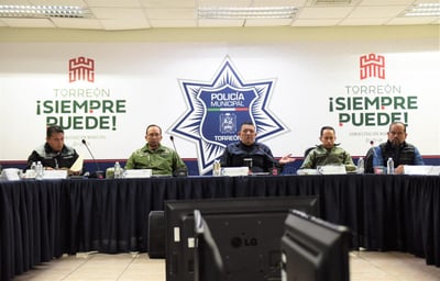 Autoridades de Seguridad durante conferencia de prensa. (EL SIGLO DE TORREÓN)