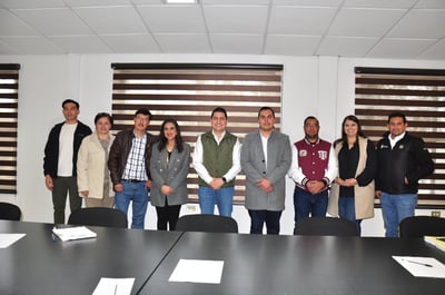 Reunión celebrada con el titular del del Instituto Coahuilense de la Infraestructura Física Educativa. (PENÉLOPE CUETO)