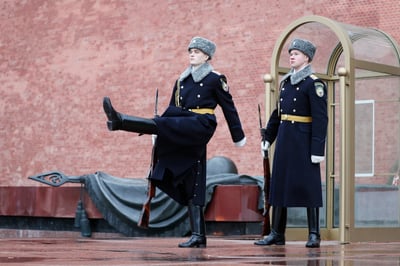 Soldados rusos de la guardia de Honor. (ARCHIVO)