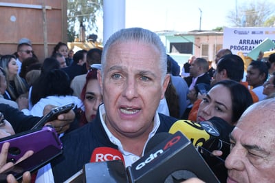 El alcalde, Román Alberto Cepeda dijo que será el primero en respetar la ley al buscar la reelección. (FERNANDO COMPEÁN / EL SIGLO DE TORREÓN)