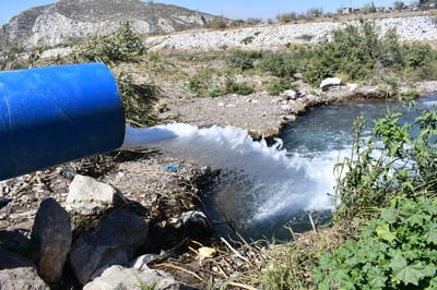 Se llevaron a cabo estudios en un laboratorio certificado por la Cofepris para determinar la calidad del agua que se procesa en la planta potabilizadora de Lerdo de Agua Saludable.