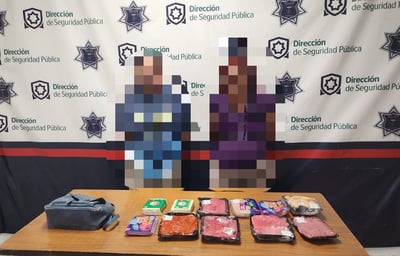 Imagen Descubren a pareja robando en supermercado de Torreón