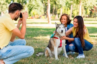 Imagen Interactuar con perros aumenta las ondas cerebrales ligadas al alivio del estrés