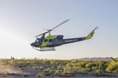 Imagen Aceleran labores de extinción de incendio en sierra de Parras con helicóptero