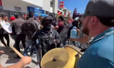 Imagen Músicos marchan en Mazatlán en favor de la música de banda