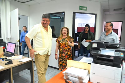 Imagen Alcaldesa de Gómez Palacio, Leticia Herrera, supervisó espacios de atención de la Presidencia Municipal