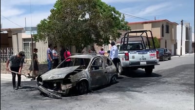 Imagen Falla mecánica provoca incendio de vehículo