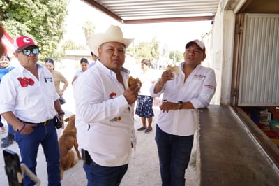 Elecciones 2024 Daniel Santoyo y Cristian Mijares recorren casas de La Torreña