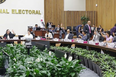 Aspectos de la Sesión Extraordinaria del Consejo General del Instituto Nacional Electoral. (ARCHIVO)