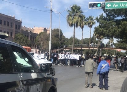 Canacintra y Coparmex rechazan bloqueo del Venustiano Carranza por estudiantes de la UAdeC