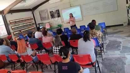 La Escuela para Padres del DIF Gómez Palacio reporta buena respuesta ante diversas problemáticas al interior de las familias.
