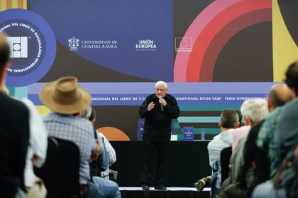 Armando Fuentes Aguirre ‘Catón’ presentó su nuevo libro durante los primeros días de la FIL Guadalajara (CORTESÍA)